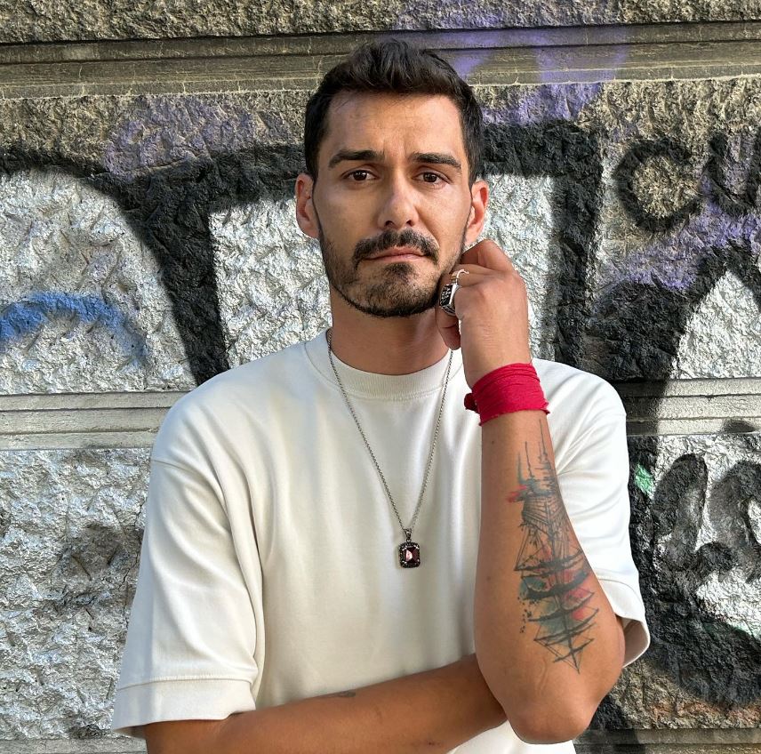 George Burcea și-a făcut bagajele și s-a mutat din România, după despărțirea de Viviana Sposub. Unde locuiește actorul acum