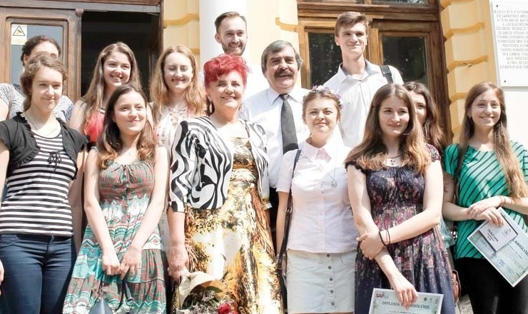 Transformă visele în realitate! Meditează gratis elevi cu potențial! Din 11 tineri, 10 au intrat la Medicină