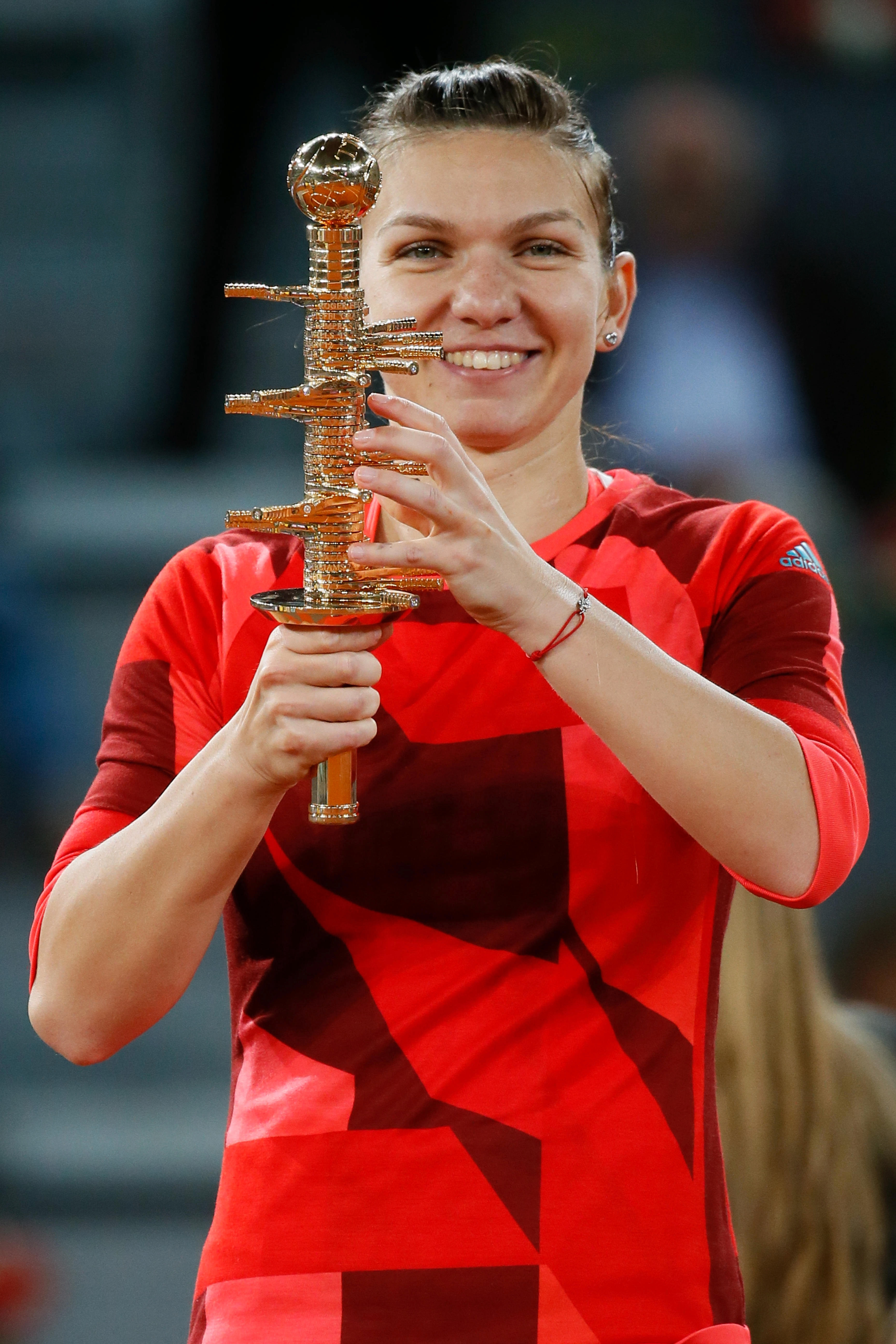 Primele declarații ale Simonei Halep, după ce a câștigat turneul de la Madrid. ”Este incredibil!” VIDEO