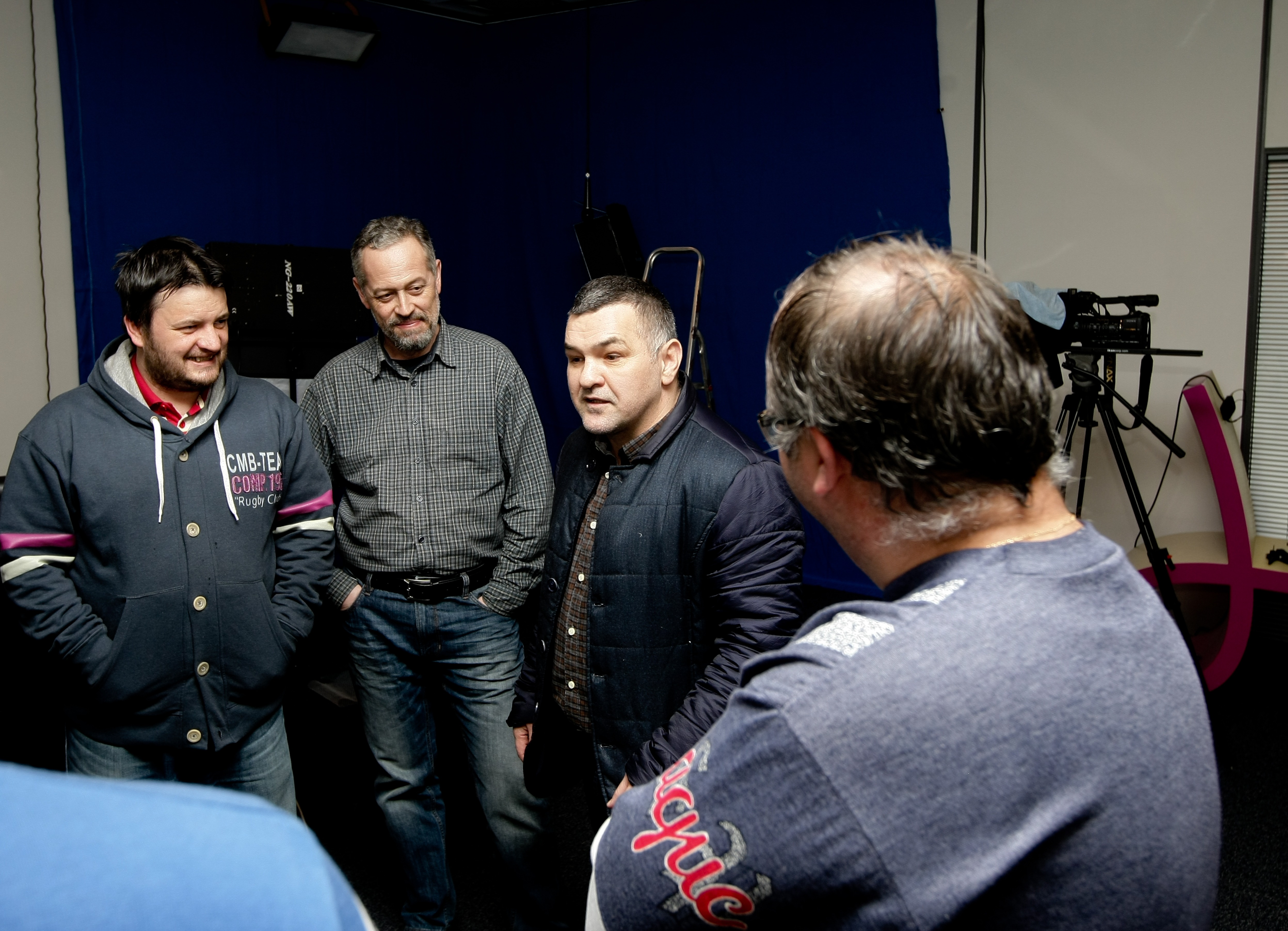După un deceniu, Leonard Doroftei a povestit culisele meciului cu Arturo Gatti. ”Antrenorul mi-a zis să fiu atent, că dă șase lovituri de stânga la cap, apoi vine cu dreapta. După prima repriză, am înțeles că pregătirea meciului fusese aiurea. ”Bă, fraților, când vine dreapta aia, că mă omoară ăsta?!”