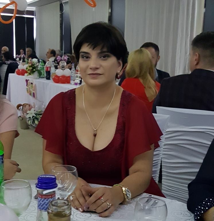 Asistenta din Zimnicea care a făcut AVC în timpul serviciului a murit. Carmen a fost răpusă de stres și epuizare după o tură de noapte
