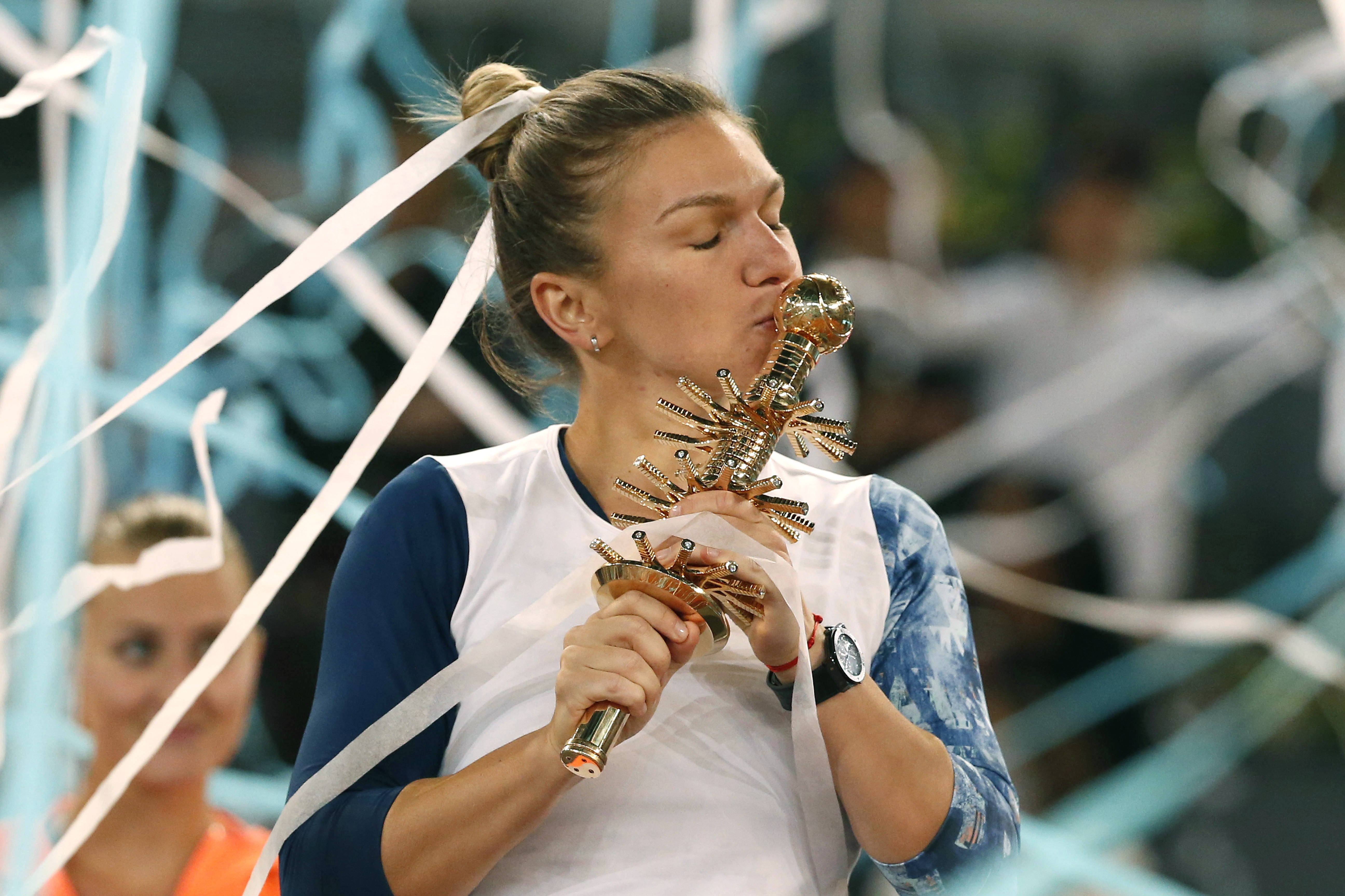 LIVE TEXT - Tenis, finala de la Madrid: Simona Halep - Kristina Mladenovic. Prințesa războinică! Simo a câștigat finala, după trei ore de luptă / LIVE BLOG & VIDEO