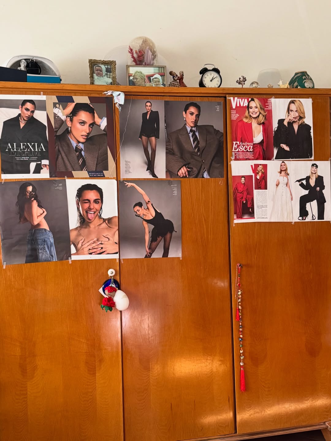 Cum arată apartamentul din București în care a copilărit Andreea Esca. Imagini din locuința părinților prezentatoarei TV