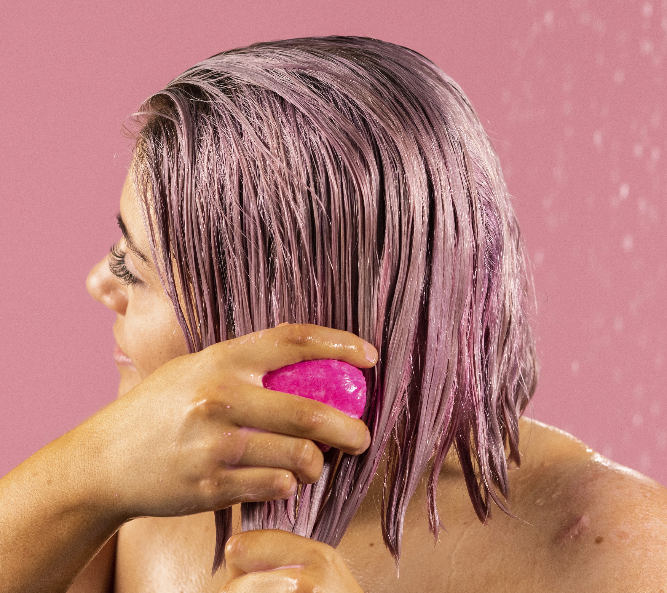 Viszlát műanyag flakonok, éljen a pucér hajápolás!