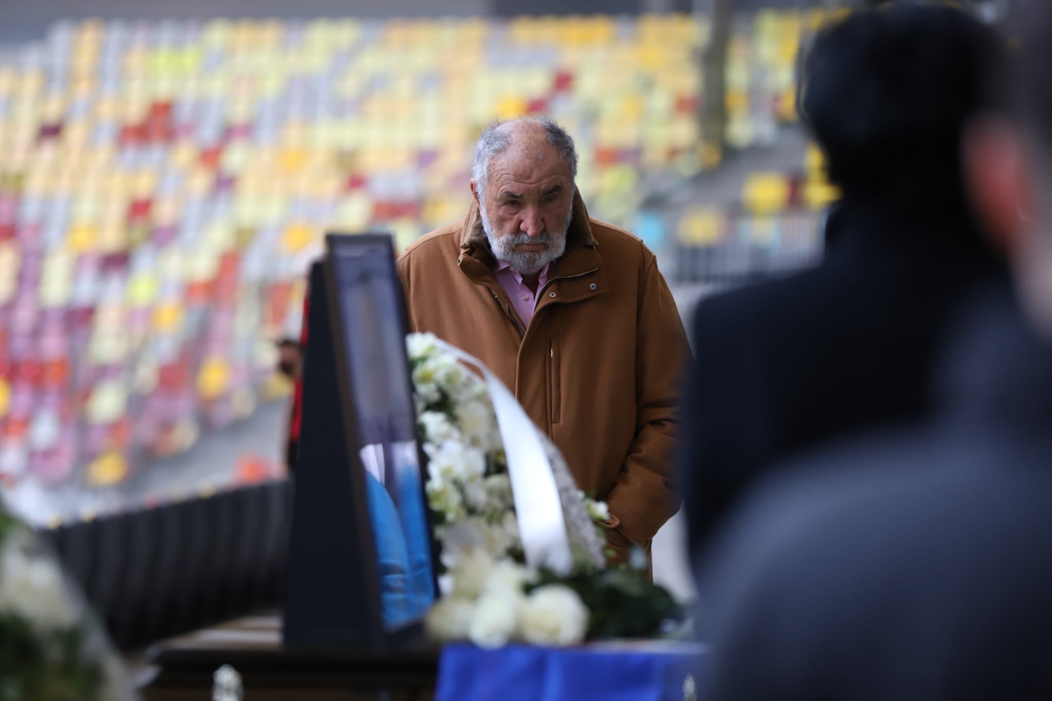 Primele imagini de la Arena Națională. Sicriul cu Helmut Duckadam a ajuns la sectorul VIP