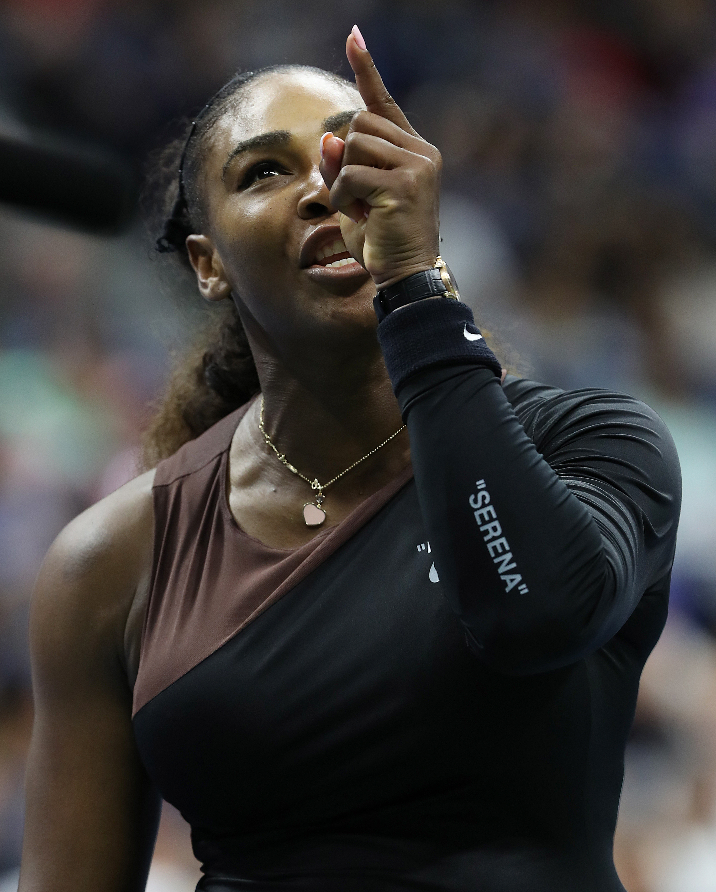 Serena Williams și-a ieșit din minți, în finala de la US Open. Arbitrul Carlos Ramos a supărat-o, iar Naomi Osaka i-a suflat titlul / VIDEO
