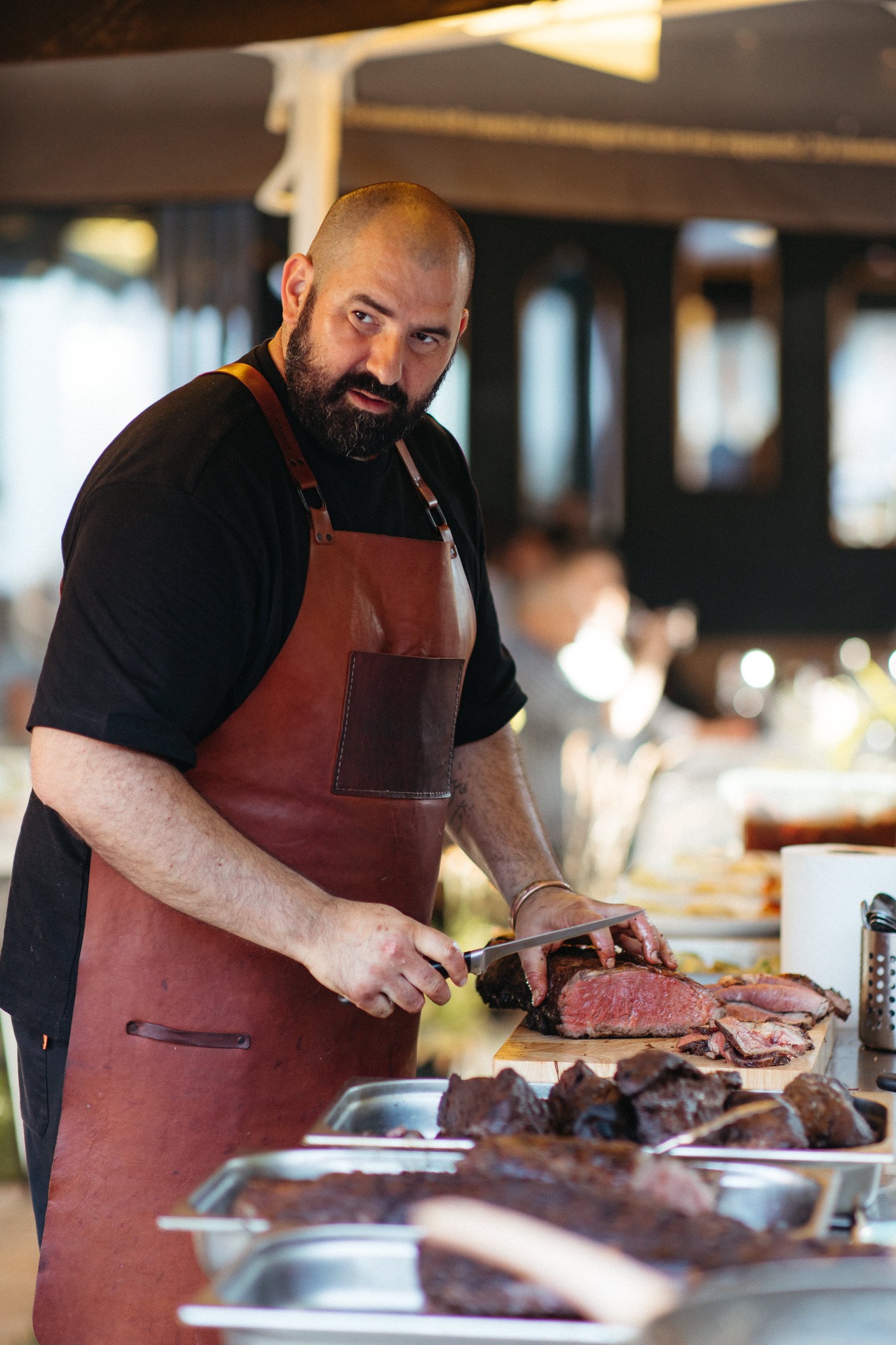 Ce a pățit chef Adi Hădean după ce a consumat unul dintre cele mai populare alimente. Fostul jurat de la MasterChef trage un semnal de alarmă