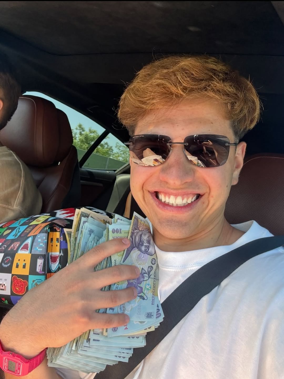 Bisoi Petruț, prima reacție după ce a fost condamnat la închisoare. Decizia luată de celebrul vlogger