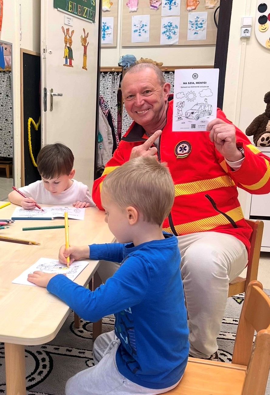 Na, szia, mentő! – Ha vészhelyzet lesz, ők lehetnek a következő kis hősök