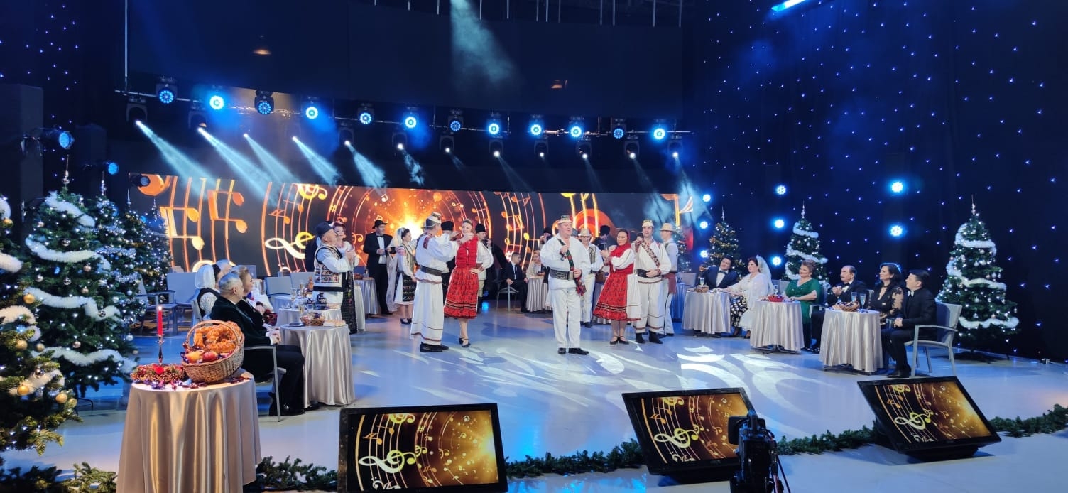Revelionul 2024 la TVR 1. Iuliana Tudor va prezenta gala „Omul Anului”, iar apoi va fi difuzat concertul „Armâna mea”, al Elenei Gheorghe