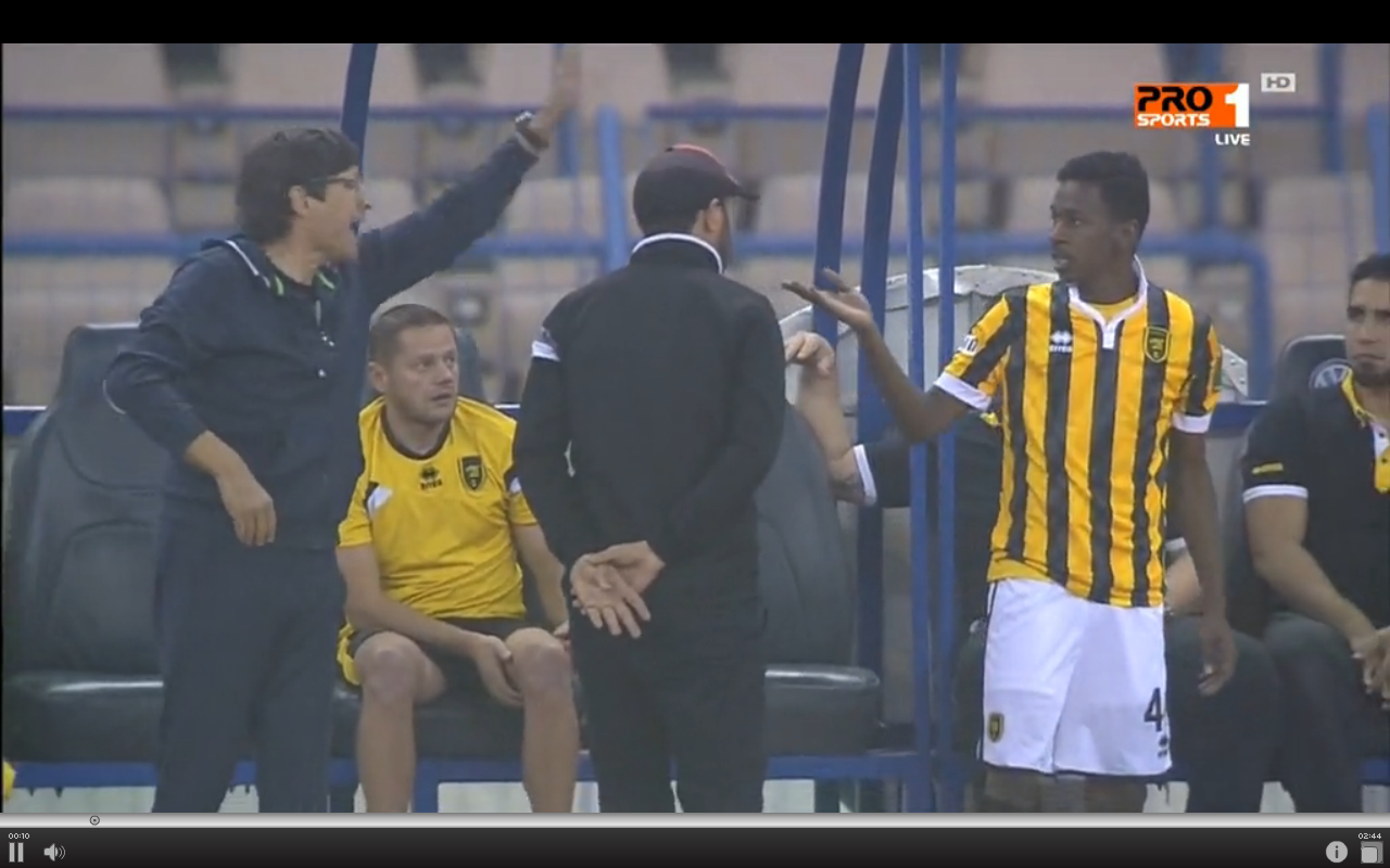 Piţurcă a fost băgat în şedinţă, după ce a ratat obiectivul cu Al Ittihad / GALERIE FOTO