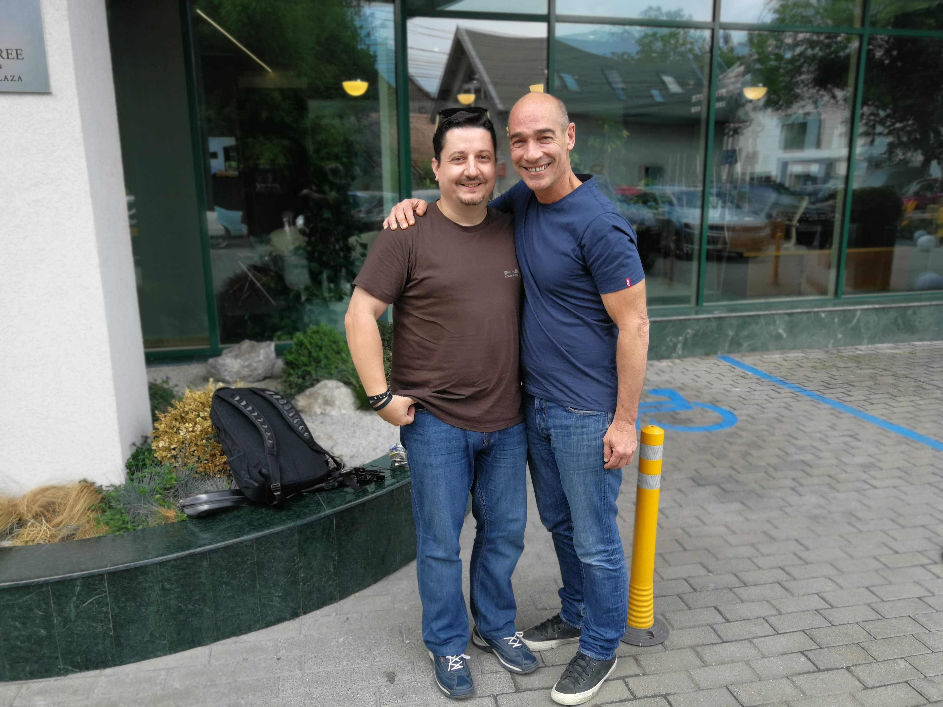 EXCLUSIV VIDEO/ Jean-Marc Barr a avut ca mentor un mare actor român. Ca gest de respect, l-a deshumat din cimitirul săracilor, iar cenușa i-a împrăștiat-o la Luvru