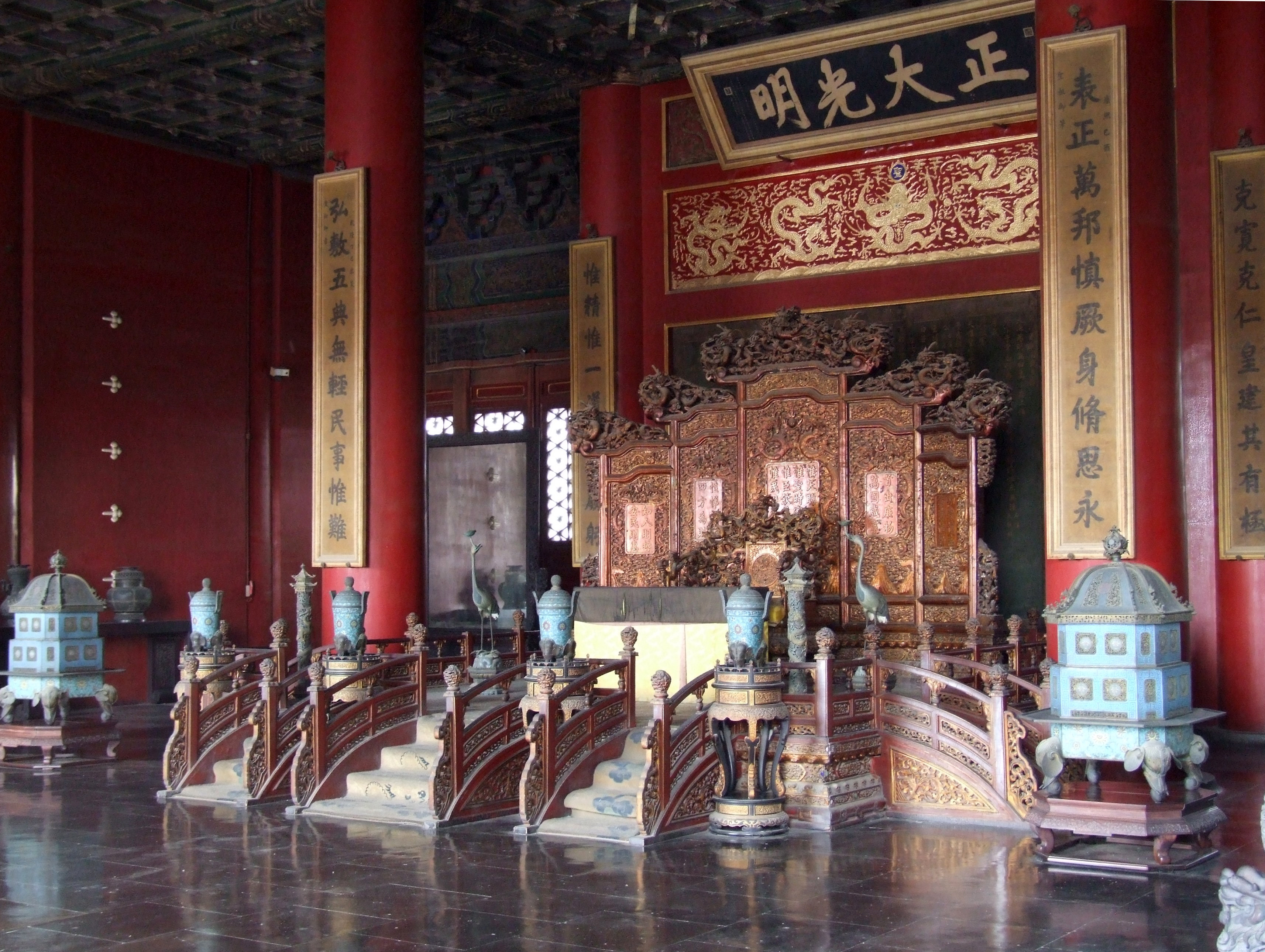 CORESPONDENȚĂ DIN BEIJING, CAPITOLUL 6 | Scriitoarea Doina Ruști, în Orașul Interzis