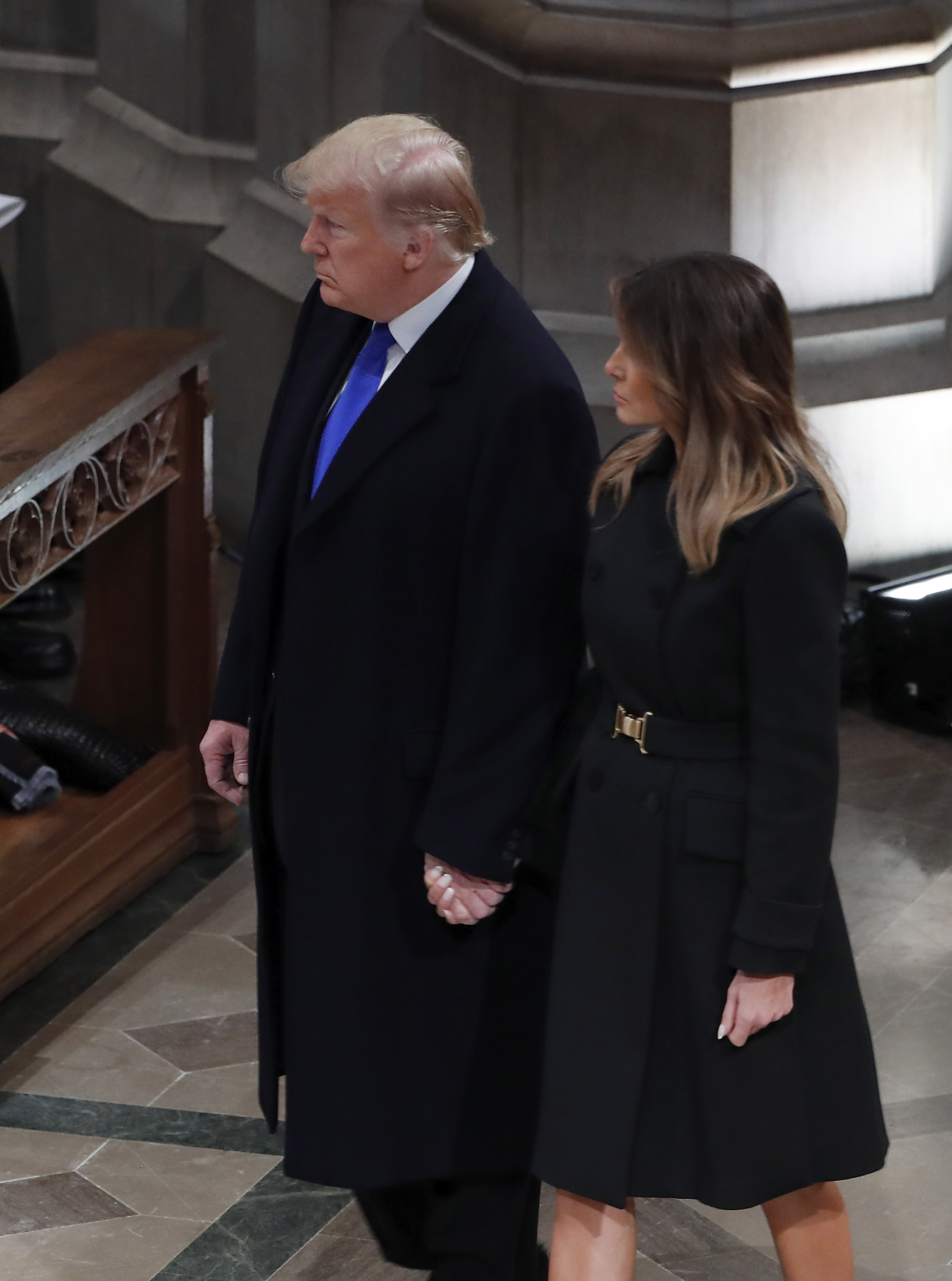 FOTO&VIDEO/ Funeralii de stat pentru George H.W. Bush. Donald Trump și Hillary Clinton s-au ignorat, deși au stat pe același rând