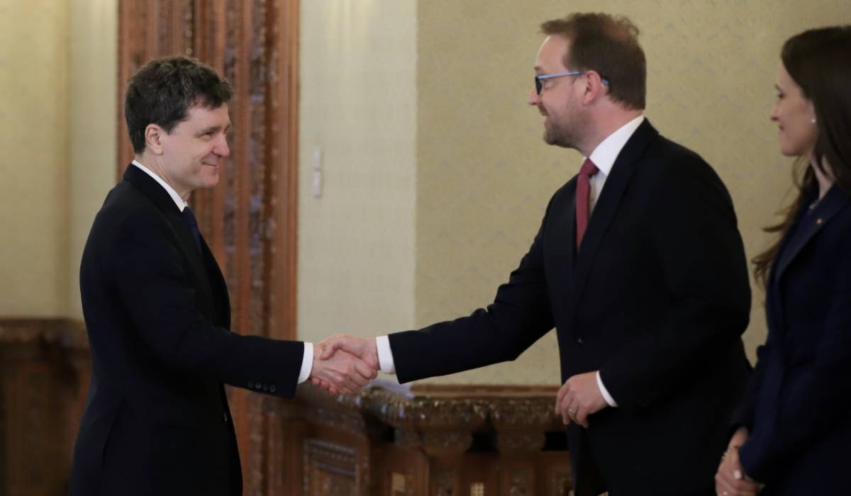 Consultări tensionate la Cotroceni după căderea Guvernului Bolojan: PNL și USR refuză orice alianță cu PSD