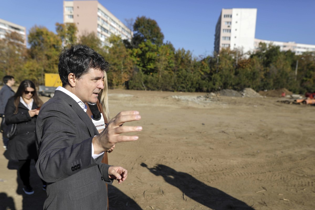 Robert Negoiță a venit peste Nicușor Dan la conferința de presă din Parcul IOR: „Nu răspundeți la telefon, la mesaj”