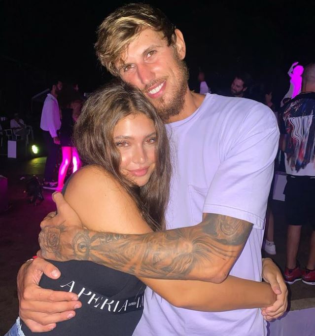 Cine este fostul iubit al Elenei Chiriac de la „Survivor România”. Are 29 de ani și a fost concurent al aceluiași show.  „Am rămas în relații bune”