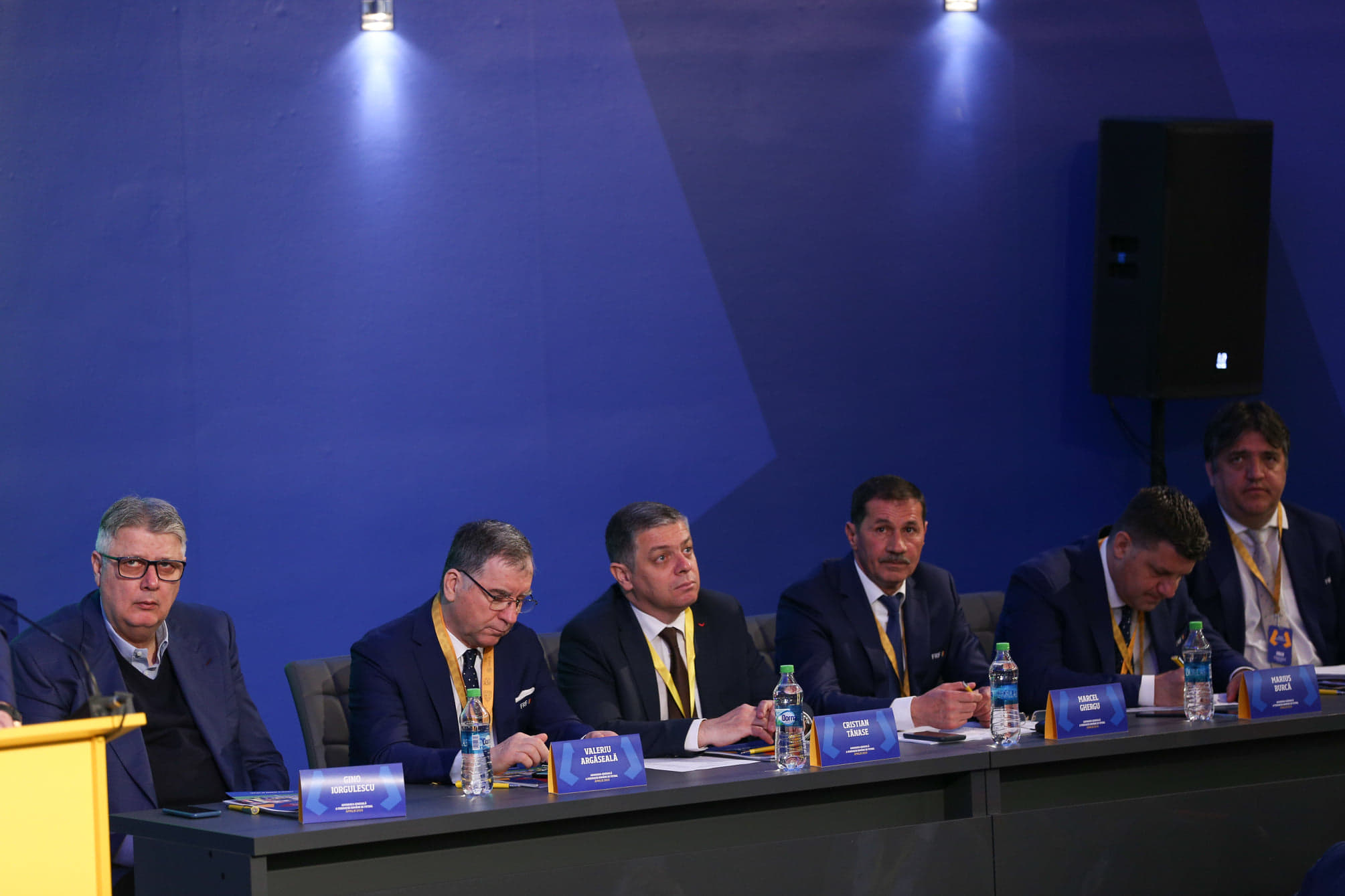 FOTO | Adunarea Generală a FRF 2019. S-a schimbat sigla FRF. Trolere și alte suveniruri, cadou pentru membri! Cine e Maria Ceaușilă, senzația zilei
