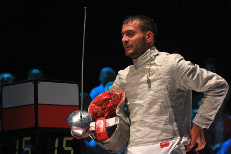 Simona Pop și Tibi Dolniceanu sunt campionii României la spadă, respectiv la sabie / FOTO