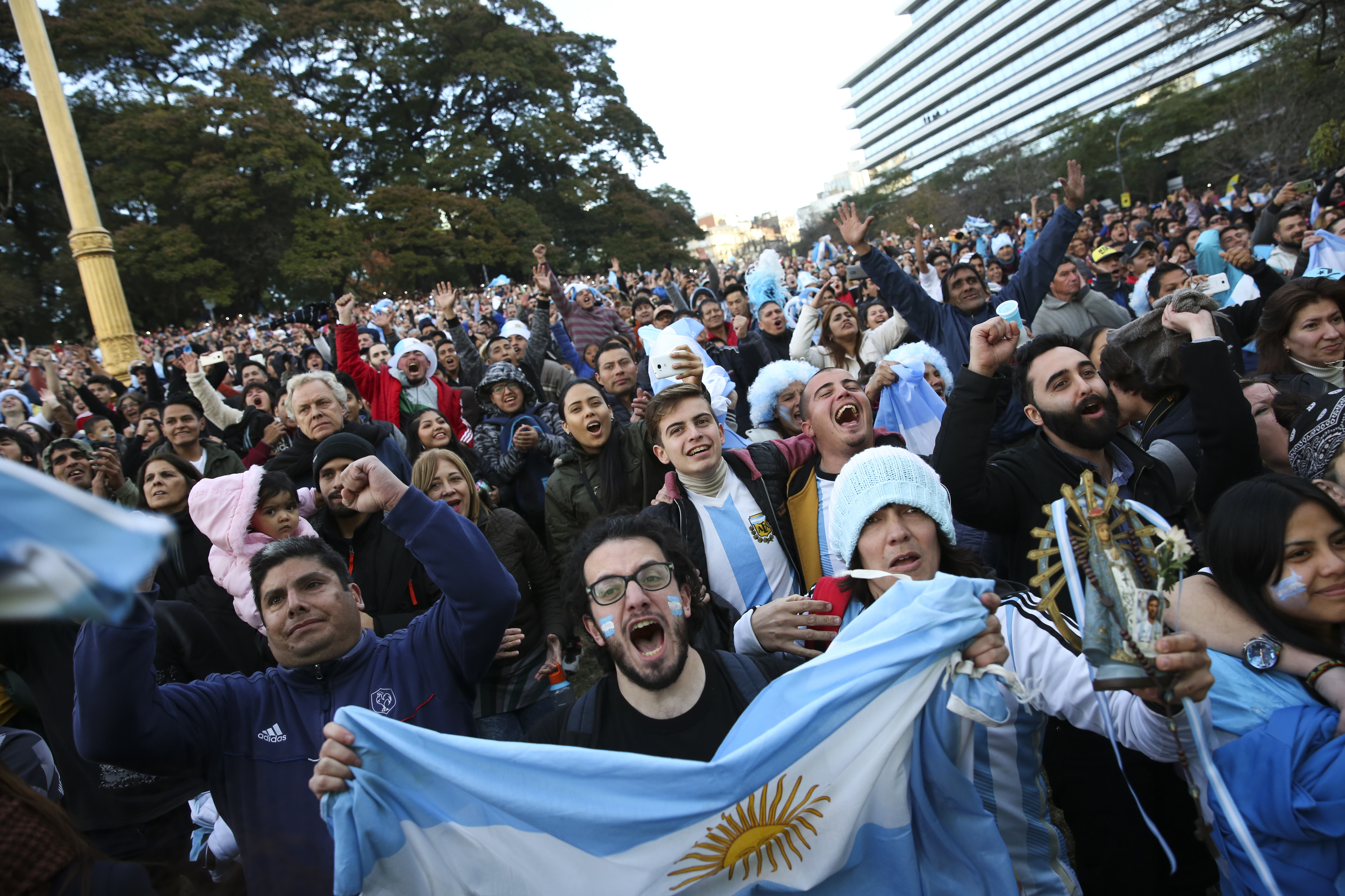 Ce a spus Messi după calificarea Argentinei în optimi. ”Nu credeam că vom suferi atât de mult”