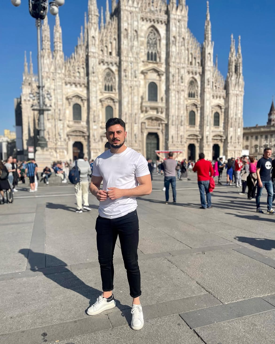 Cine este Iulian Bogdan, ispită la Insula Iubirii 2026. Lucrează la căile ferate din Italia