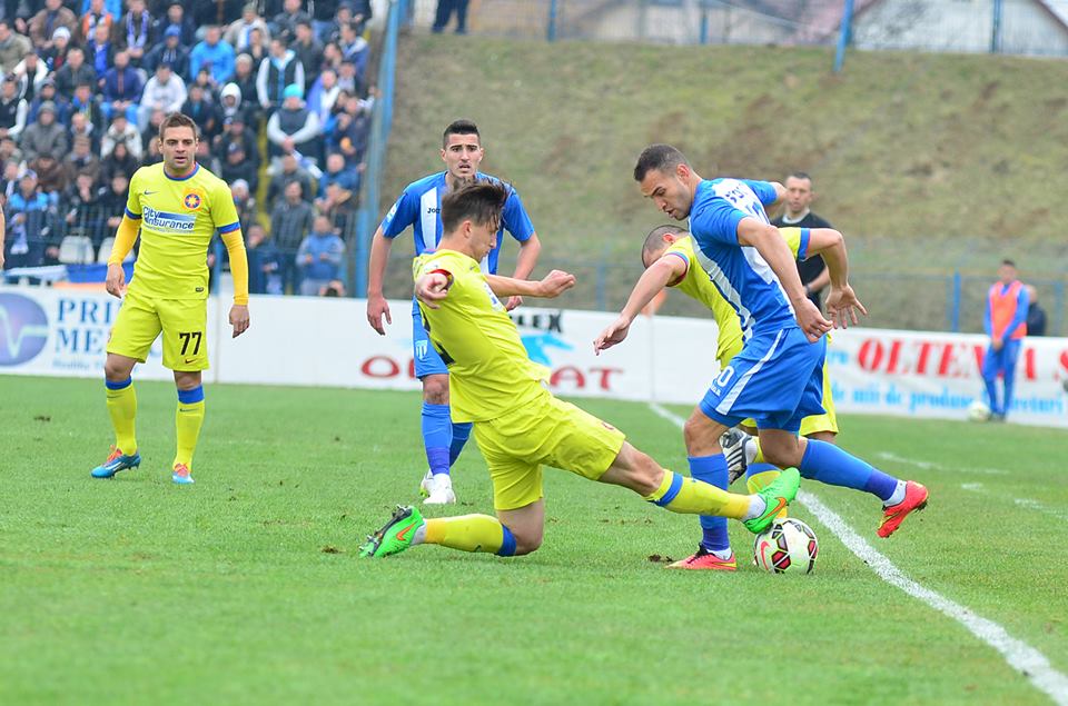 CSU CRAIOVA - STEAUA 0-0. AutoBAZA pe arbitru! / FOTO&VIDEO