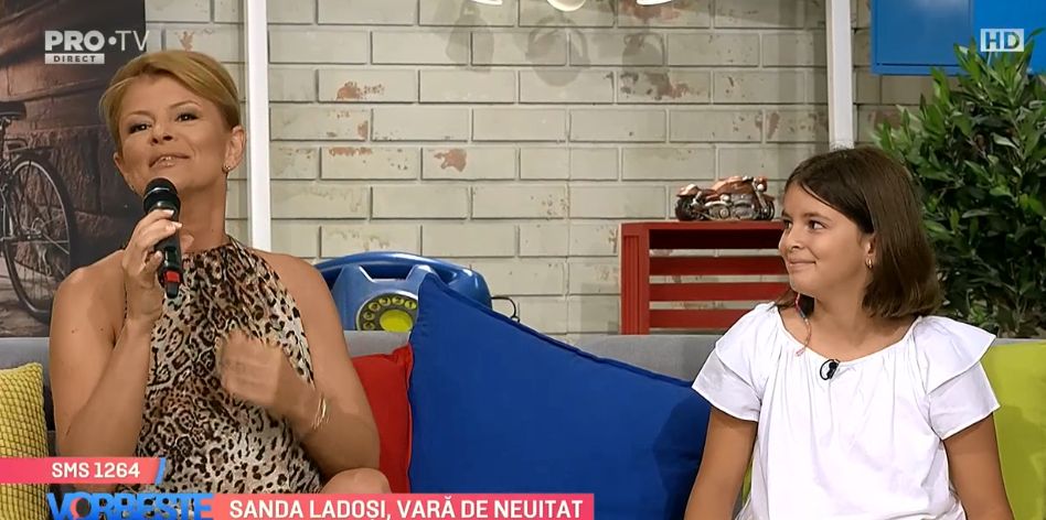 Cum se comportă Sanda Ladoși cu copiii ei. "Nu prea i-am cocoloșit niciodată" | FOTO
