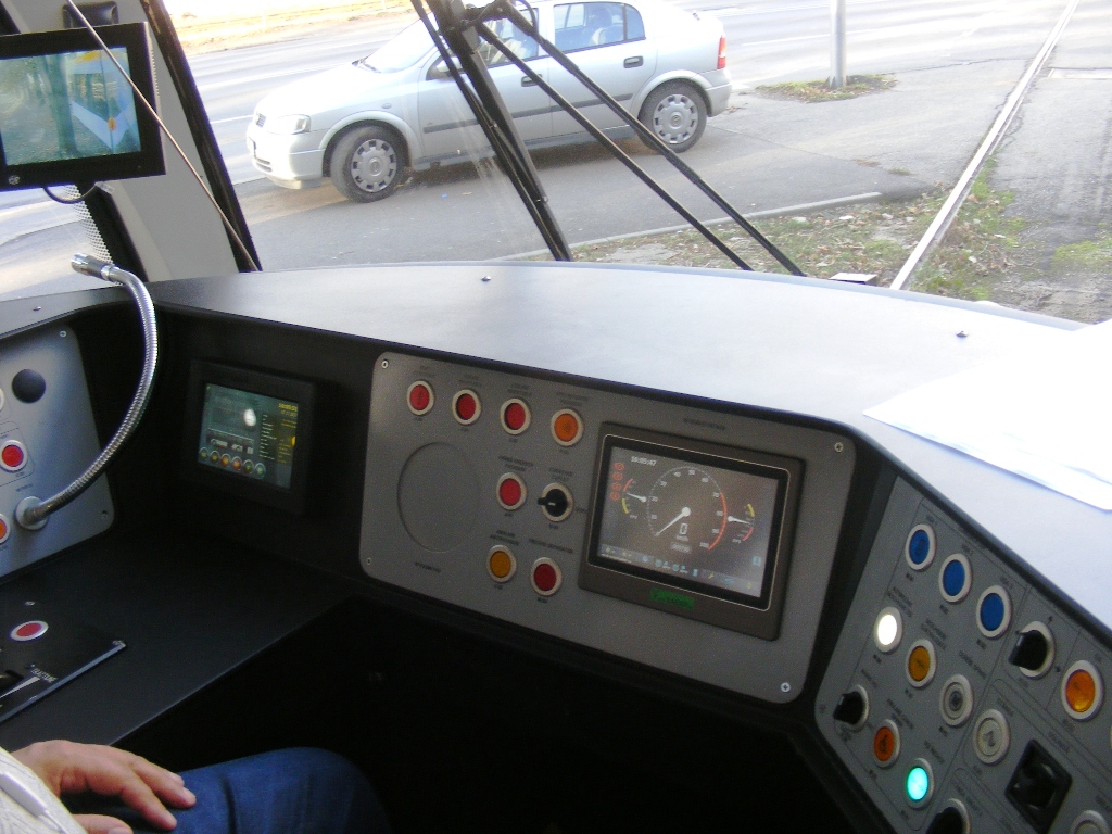 Cel mai nou tramvai de la Astra Vagoane Călători, “Autentic”, în probe la Timișoara