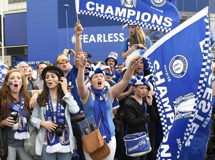 Ce party pe ”King Power Stadium”! Leicester a dat o petrecere pe cinste, la meciul cu Everton. Imagini de colecție / GALERIE FOTO & VIDEO