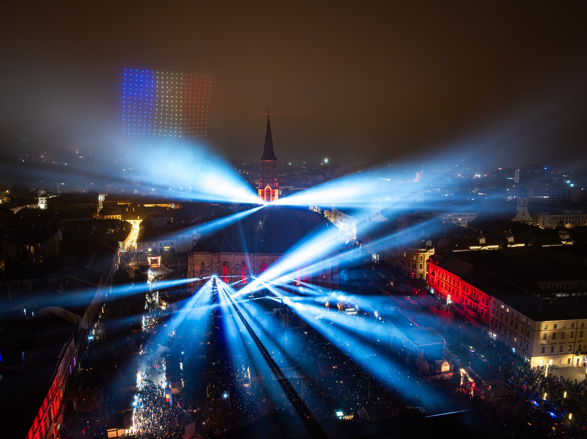 Cum a arătat spectacolul cu drone de la Cluj din noaptea dintre ani