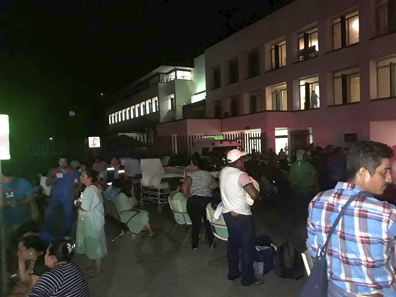 VIDEO  | Mexic a fost zguduit de cel mai puternic seism din ultimii 100 de ani