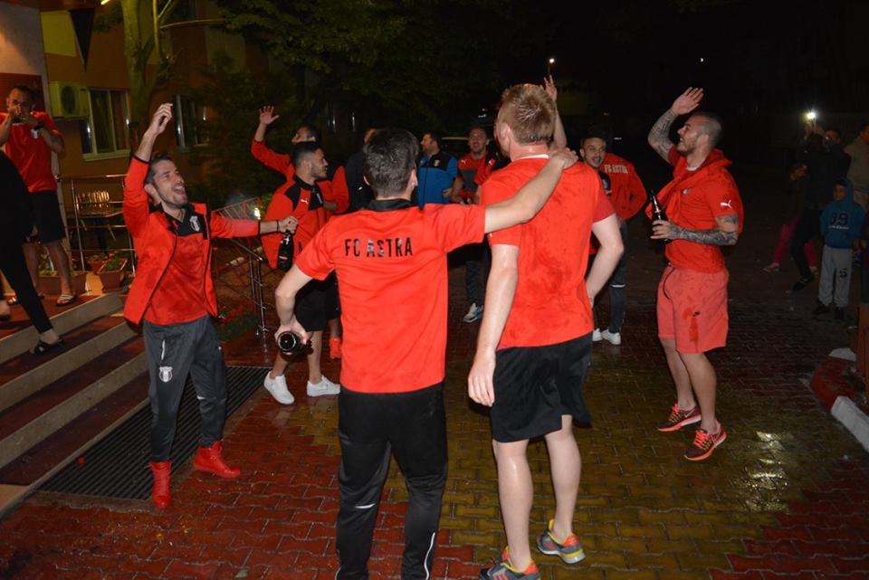A început fiesta la Giurgiu! Prima reacție a lui Șumudică: ”Este extraordinar! Am practicat cel mai frumos fotbal” FOTO&VIDEO