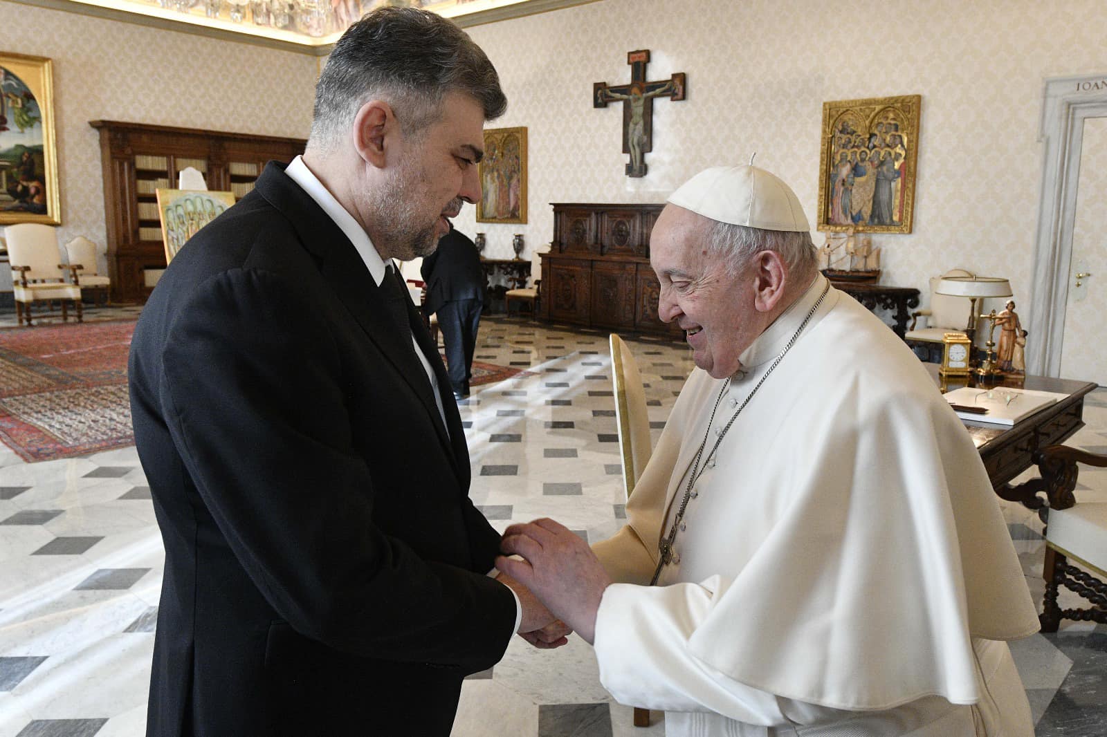 Ce a simțit Adrian Mutu când s-a întâlnit cu Papa la Vatican, în anul 2001: „Au fost cinci secunde”