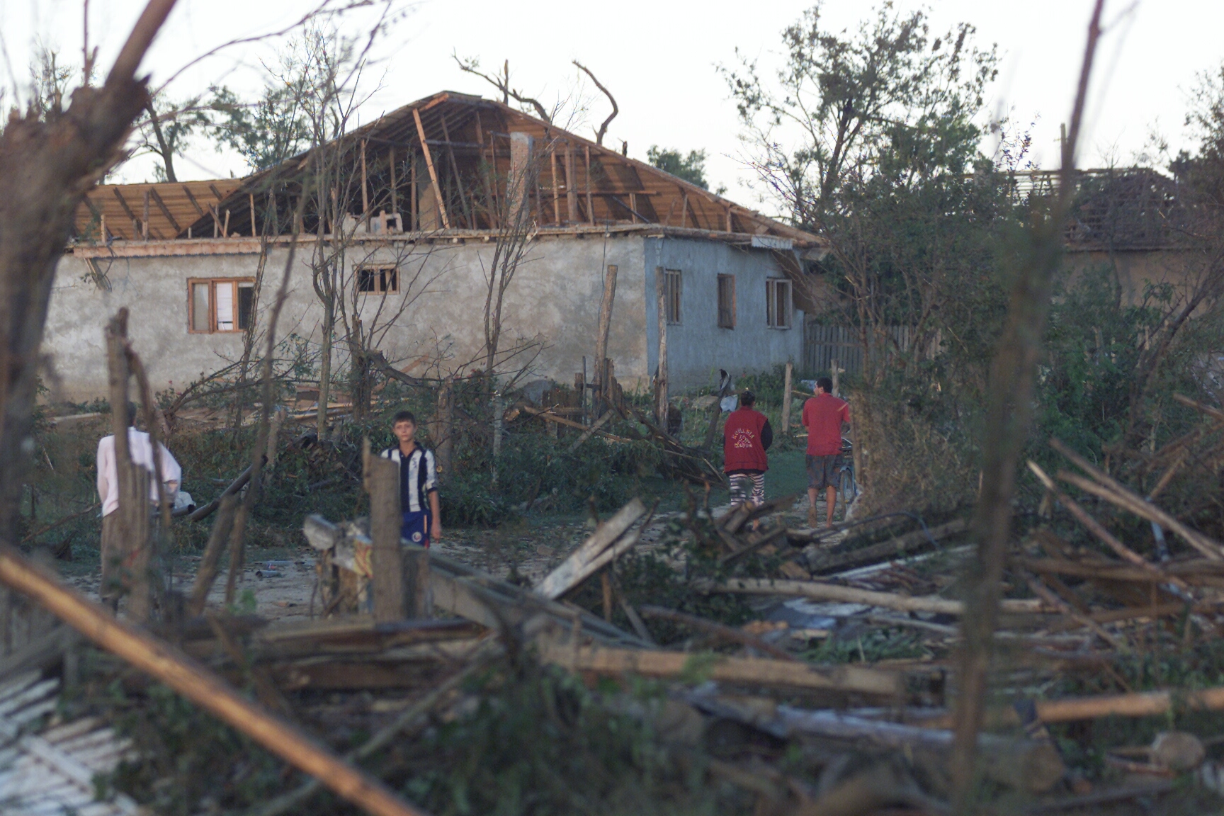 Tornadă în Ialomița. Comuna Făcăeni, distrusă de a doua vijelie în 15 ani