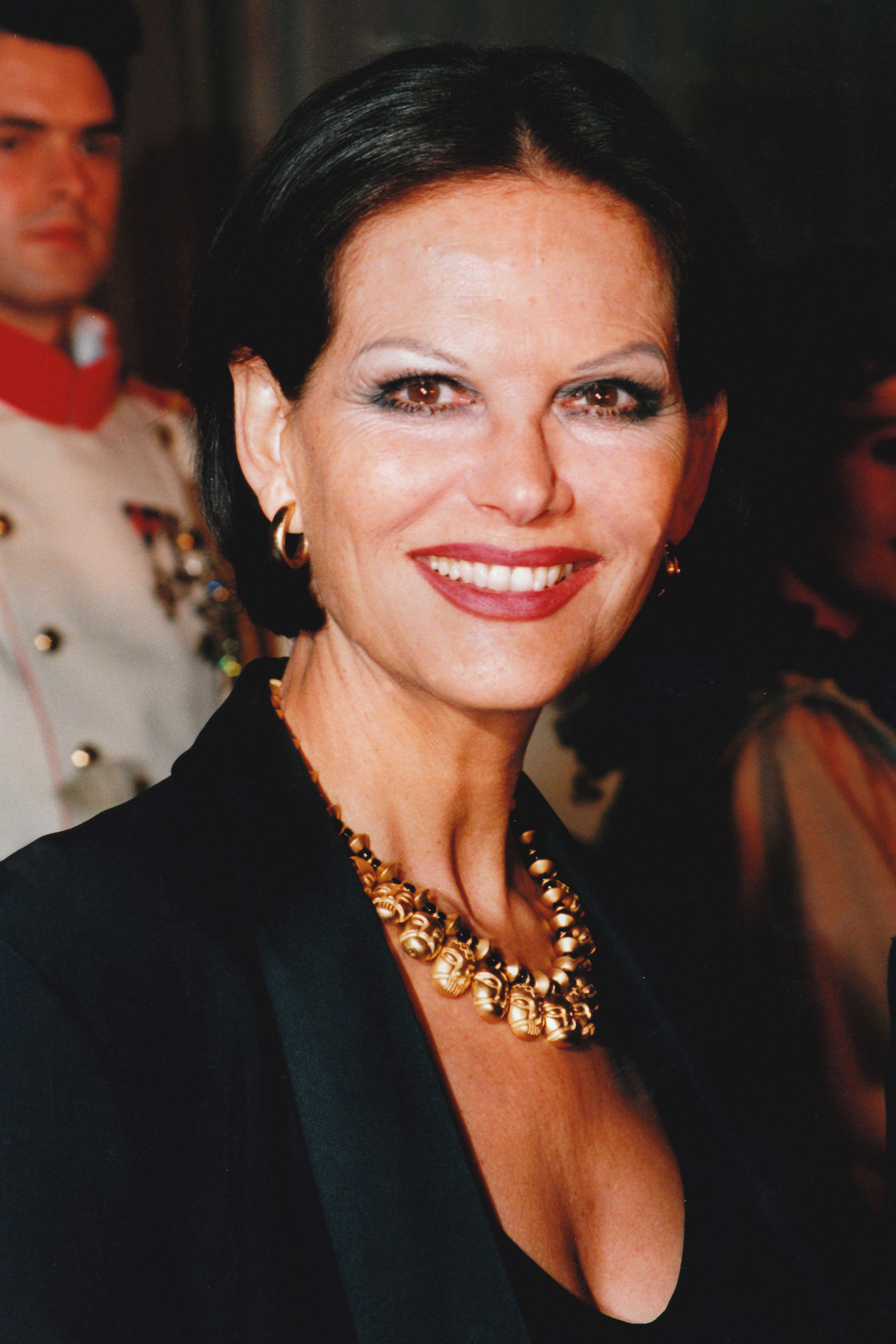 Florin Piersic și Claudia Cardinale, sărut memorabil în urmă cu 16 ani. Actorul nu și-a putut stăpâni emoțiile pe scenă: „Recunosc, mi-a scăpat”