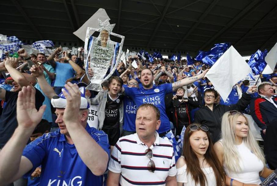 Ce party pe ”King Power Stadium”! Leicester a dat o petrecere pe cinste, la meciul cu Everton. Imagini de colecție / GALERIE FOTO & VIDEO