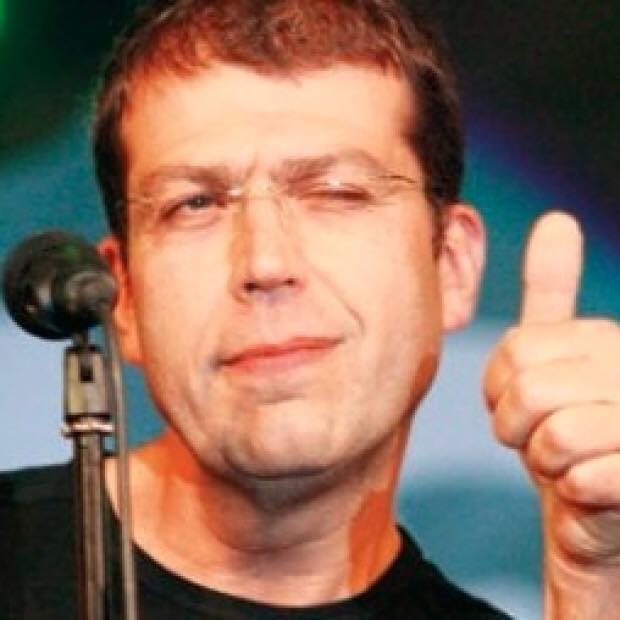 Ce a apărut pe YouTube la aproximativ 24 de ore după moartea lui Artan: „A zguduit industria muzicală”