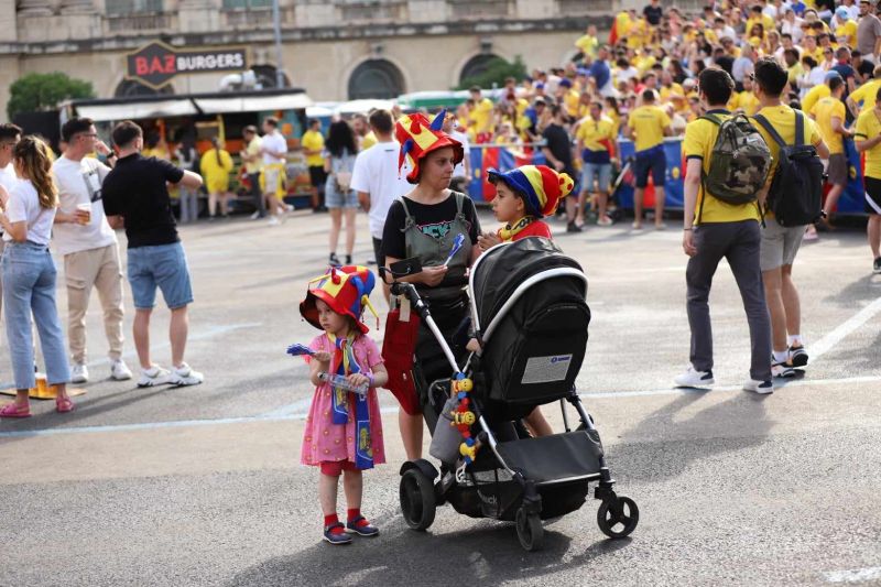 Fanii au urmărit România – Olanda pe ecrane gigant, la București, pe ploaie. Unde s-a văzut în Capitală meciul din „optimile” Euro 2024