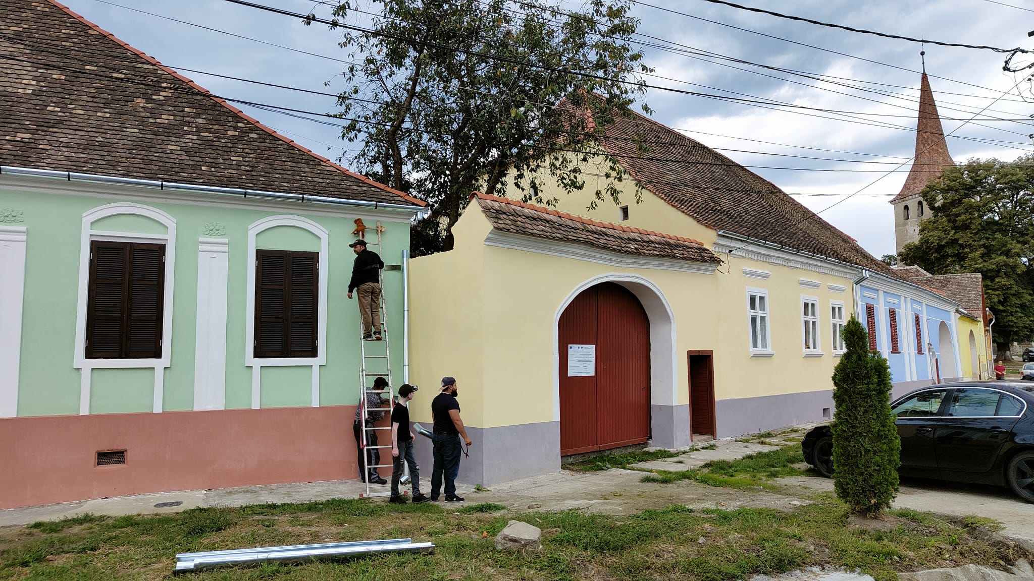 Renașterea miraculoasă a comunei Hoghilag. Localitatea a dispărut din sumarul „Știrilor de la ora 5” și a ajuns celebră pentru Festivalul Tuberozelor