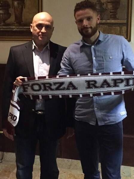 EROUL Rapidului, dat afară disicplinar de la Slavia. Era la juniori!