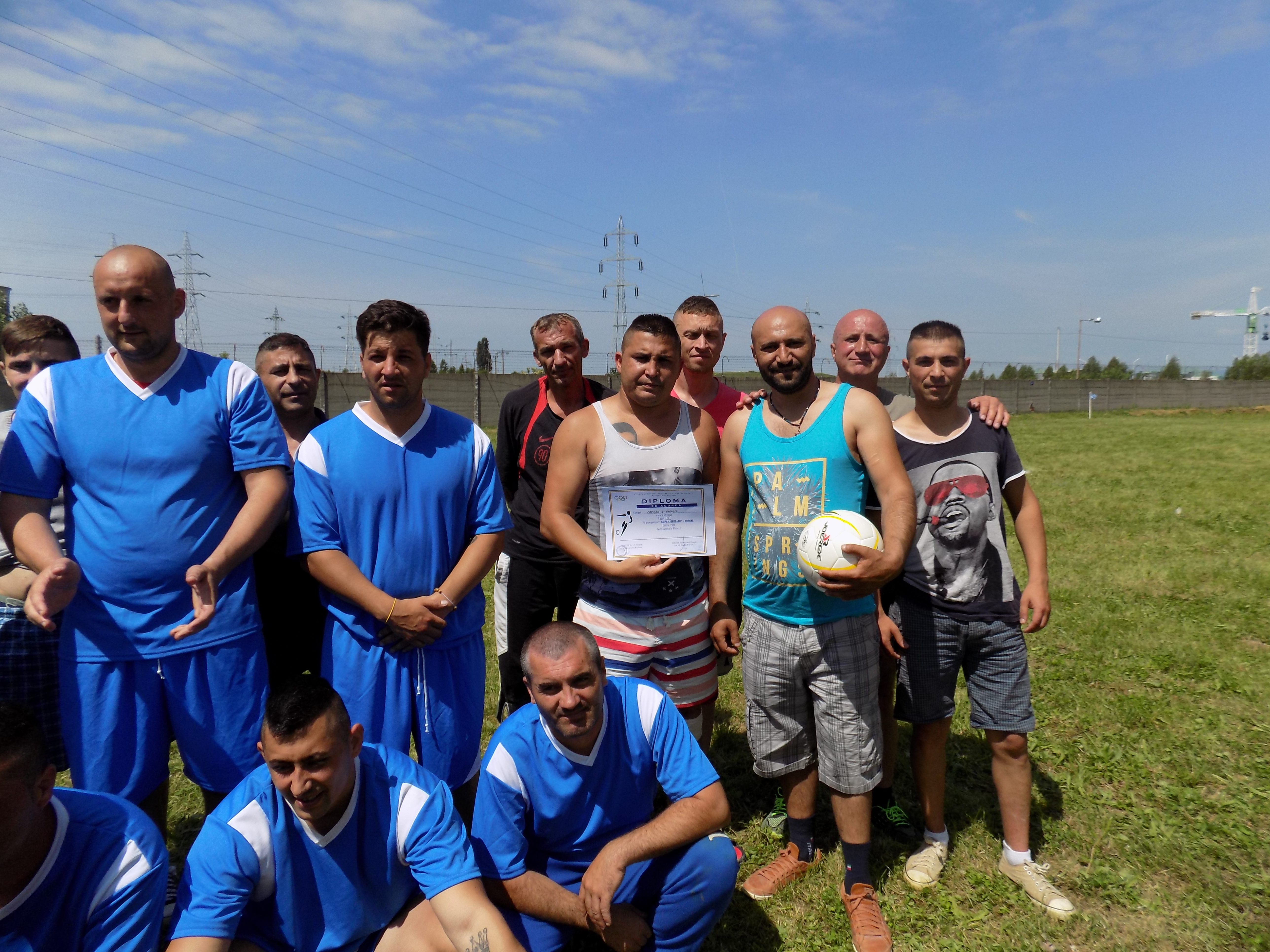 Reportaj cu deținuții fotbaliști la Penitenciarul Ploiești. Cupa Libertății, ca mijloc de reintegrare post-detenție. Barcelonezii, la putere, peste ”lupii galbeni”! FOTO