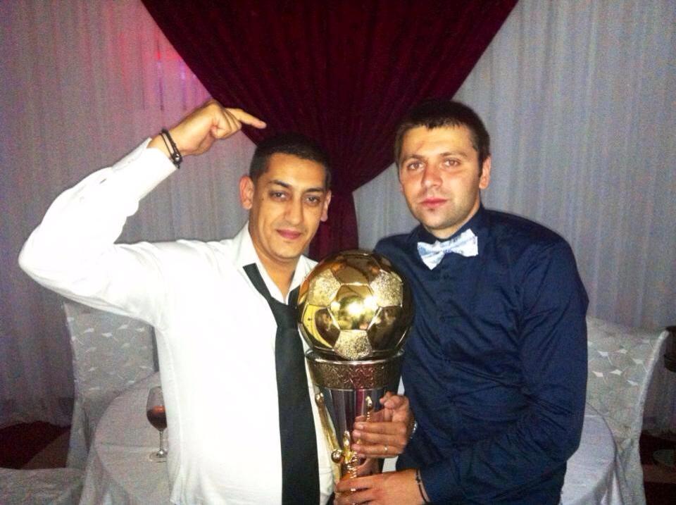 HALUCINANT. Steaua n-are antrenor, dar are "selecioner de manelistii"