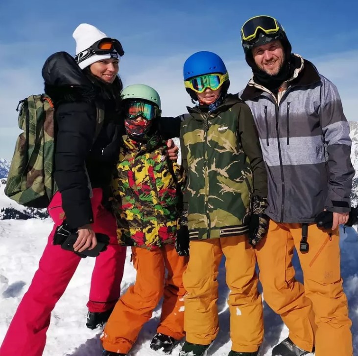 Cum își trăiește Andi Moisescu viața după divorț. Ce relație are cu cei doi băieți ai săi: „Sunt liniștit, sunt împăcat”