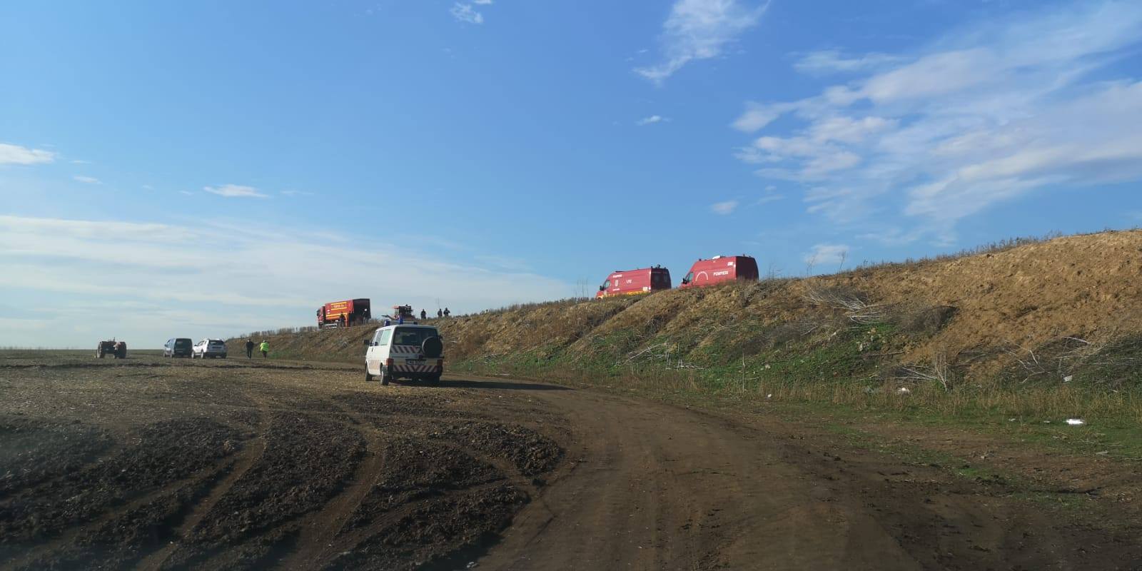 UPDATE | Copilul de 8 ani din Constanța, de negăsit de trei zile. Pompierii îl caută într-un bazin cu dejecții
