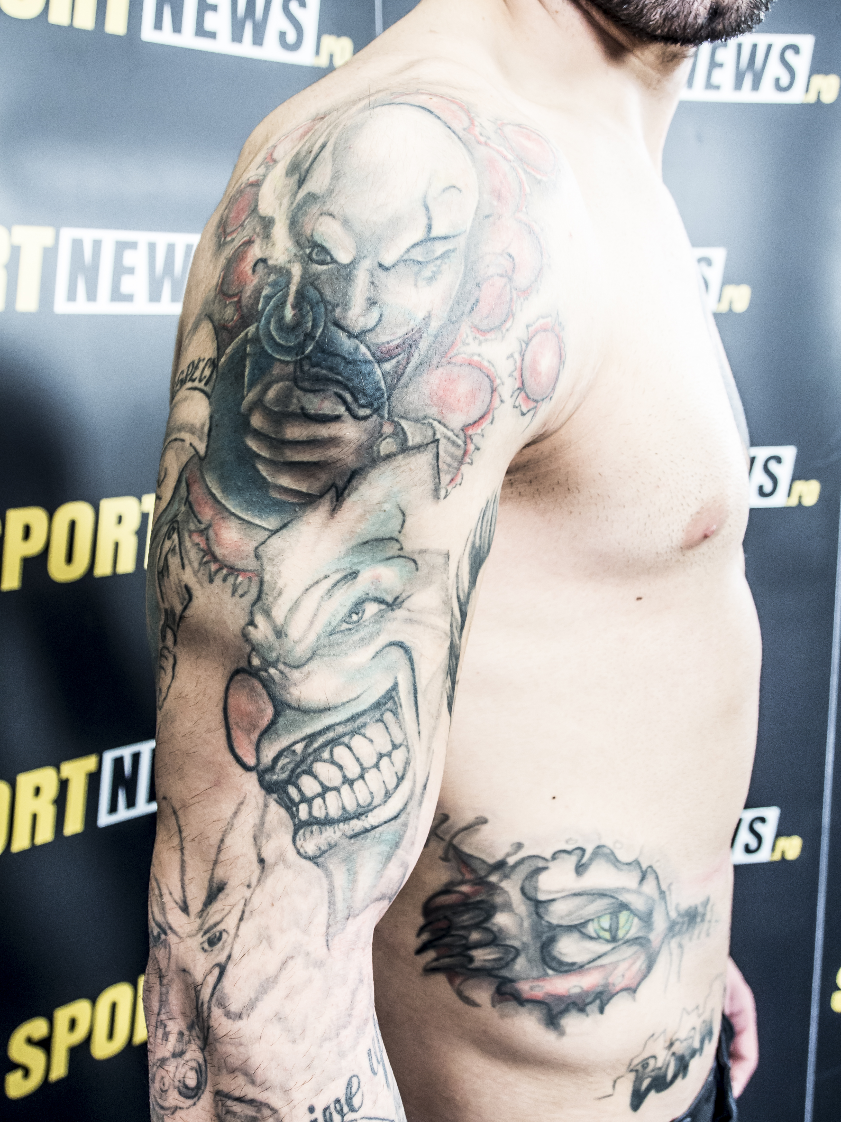Bogdan Stoica îşi sperie adversarii cu tatuajele / GALERIE FOTO