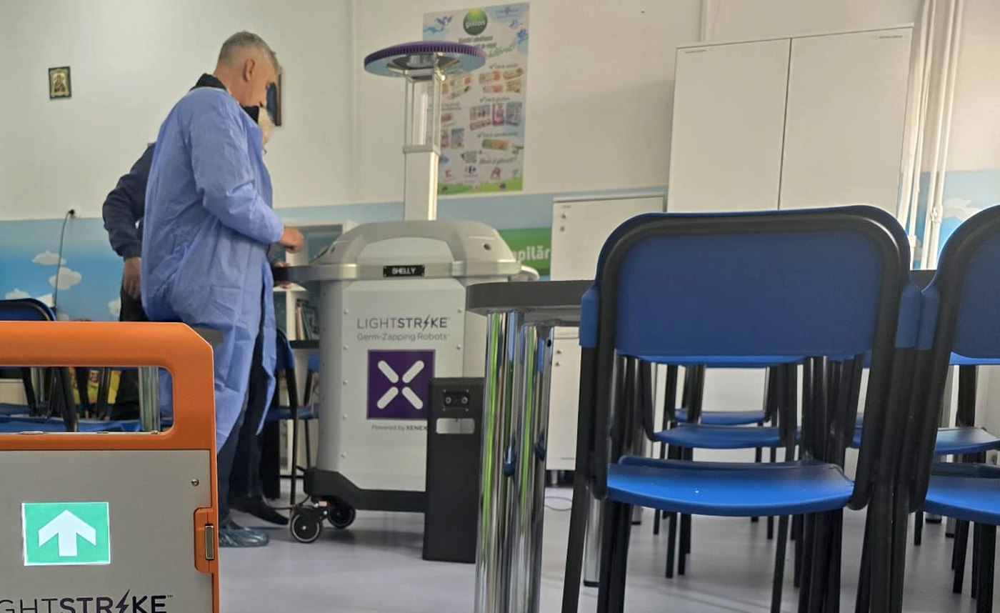 Dezinfecția în Spitalul de Pediatrie Ploiești se face cu roboți. Cum transformă tehnologia siguranța copiilor