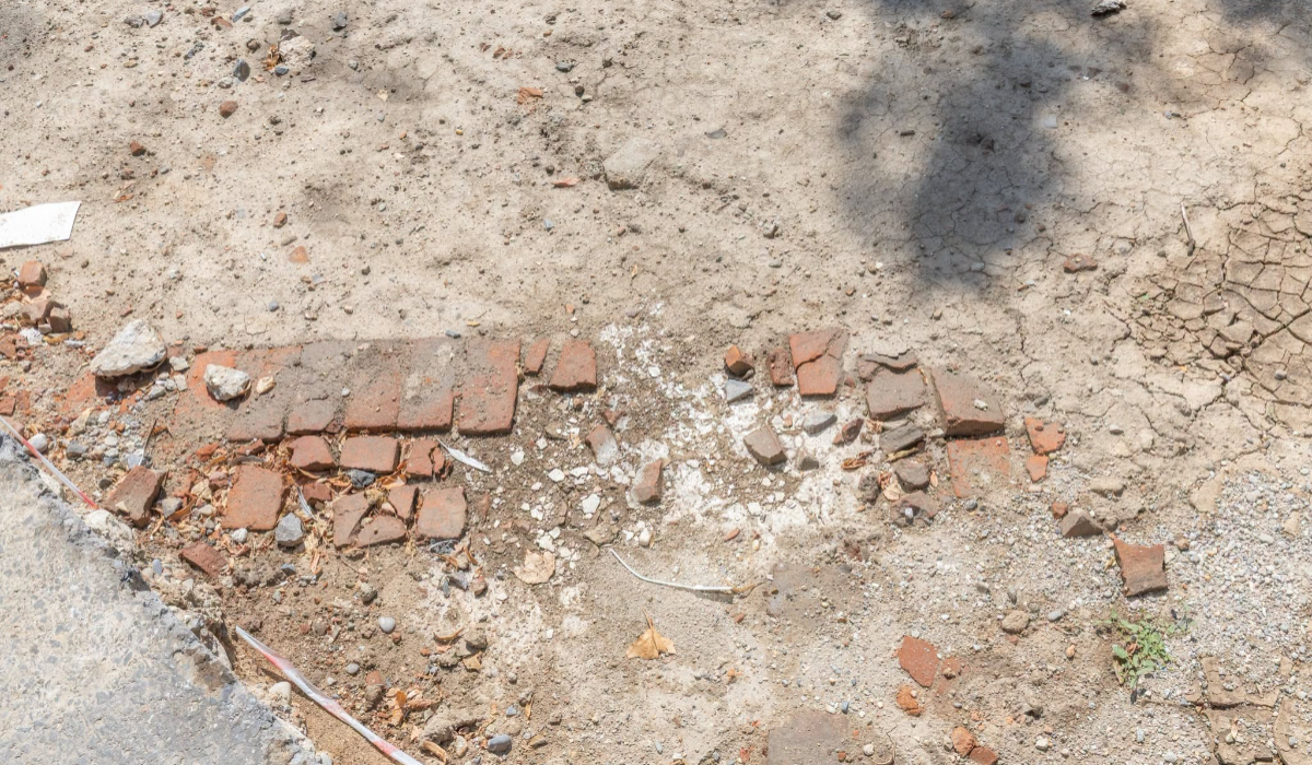 Lucrările pentru reabilitarea unei linii de tramvai din București, întrerupte după ce au fost descoperite posibile ruine medievale