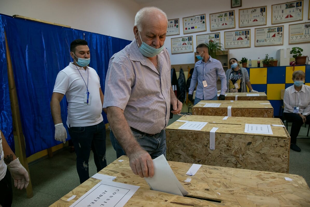 Alegeri locale 2020. Ziua votului în 50 de imagini