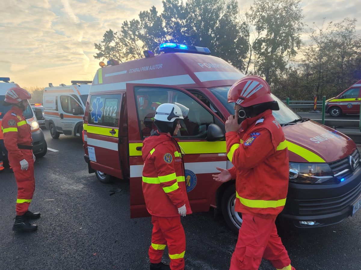 Accident cu 11 mașini pe autostrada A3, lângă Ploiești. Traficul continuă să fie blocat