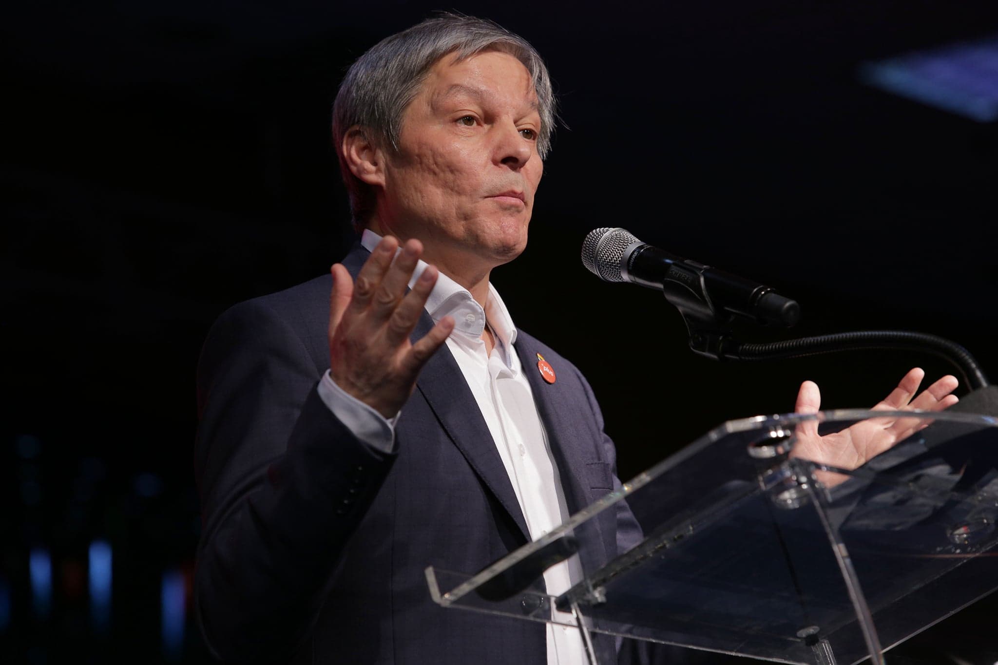 UPDATE. Dacian Cioloş a fost ales preşedintele Partidului Libertăţii, Unităţii şi Solidarităţii